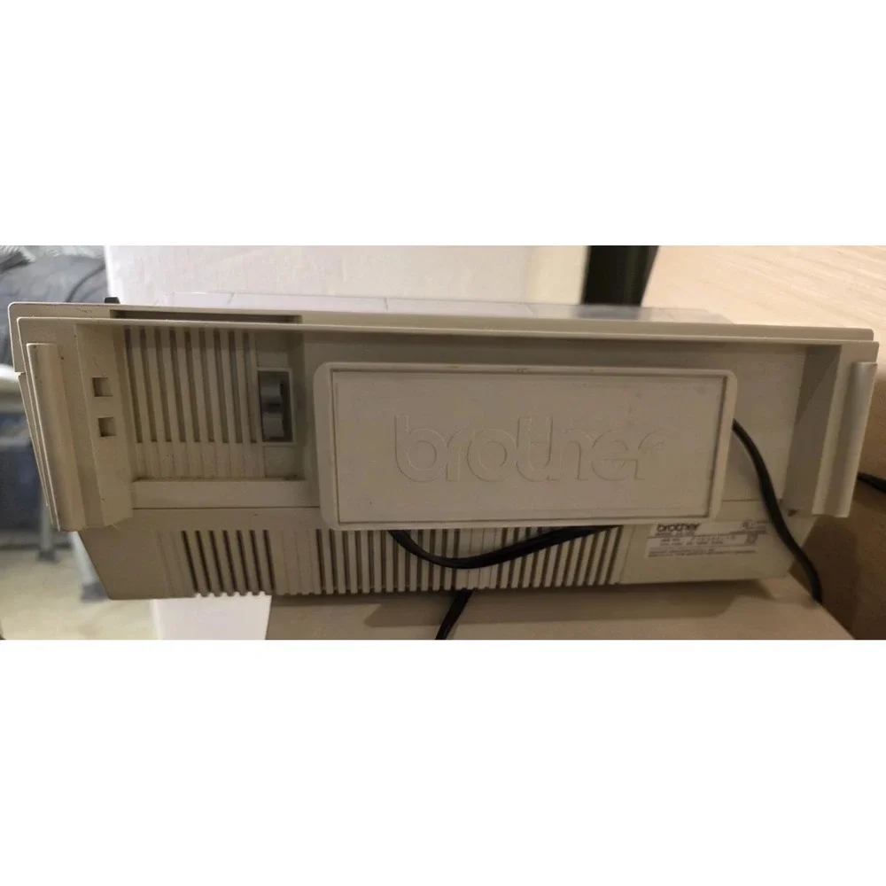 Brother AX-250 Electronic Typewriter Portable TESTED WORKS EXCELLENT COND.